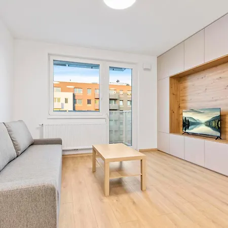 Apartment Airport With Own Parking